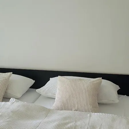 Wohnen Am Starnberger Apartman *