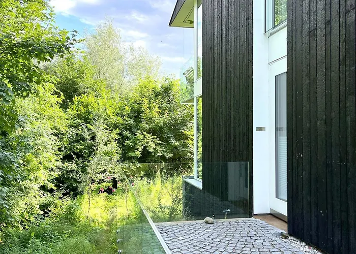 Апартаменты Blueberry Living - Design-apartments Am Starnberger See, & Erholung, Privatparkplatz, Nur 400 M Zum *