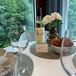 Blueberry Living - Design-apartments Am Starnberger See, & Erholung, Privatparkplatz, Nur 400 M Zum